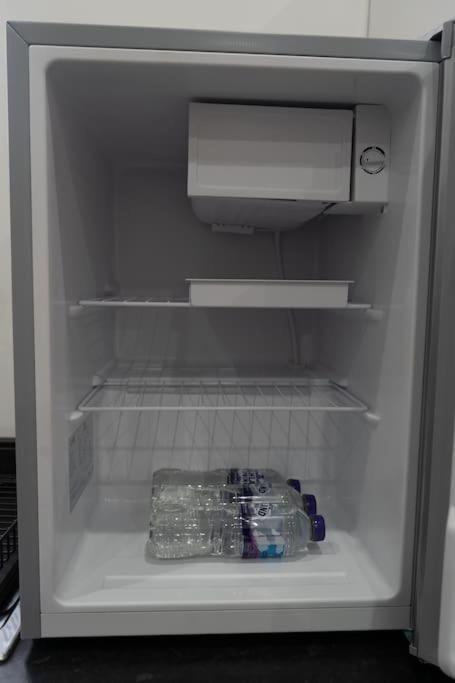 Stylish 1 Bed Apartment In Newly Refurbished Building W/ Parking & Wi-Fi Birmingham Zewnętrze zdjęcie